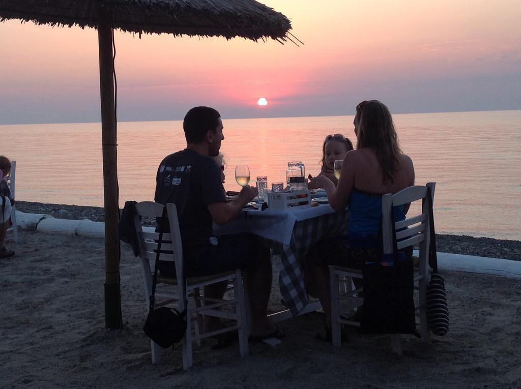 Kymata Otel Palaiopoli  Dış mekan fotoğraf